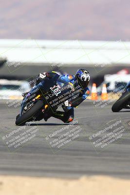 media/Jan-14-2024-SoCal Trackdays (Sun) [[2e55ec21a6]]/Turn 16 Set 2 (1125am)/